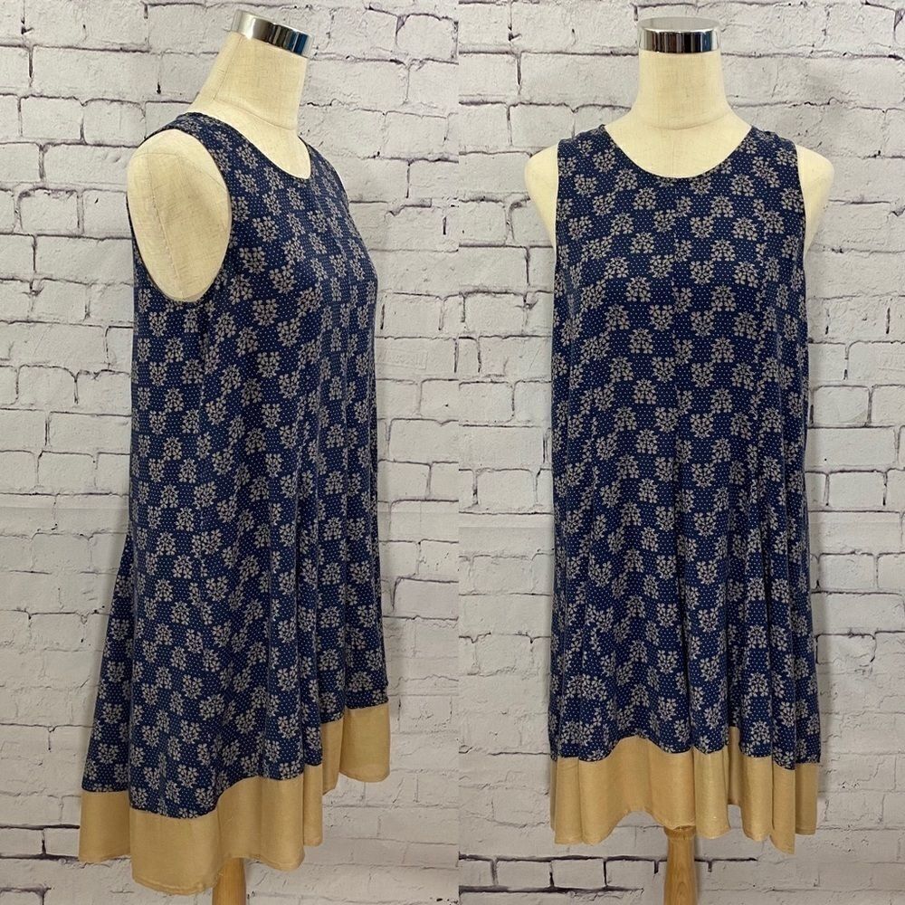 Fashion On Earth Dress Size Small